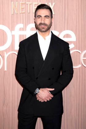 Brett Goldstein bei der Premiere des Netflix-Films Office Romance im Regal Union Square. New York, 02.06.2026 *** Brett Goldstein at the premiere of the Netflix film Office Romance at Regal Union Square New York, 02 06 2026 Foto:xB.xHinex xFuturexImagex romance_6648