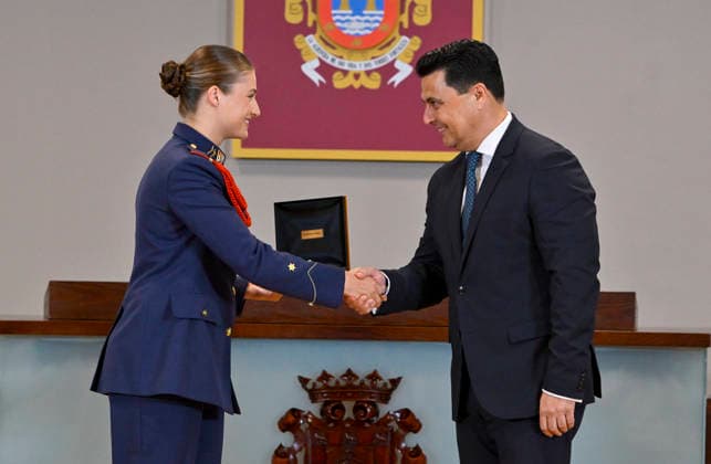 Presentation of the Gold Medal and appointment of Princess Leonor in San Javier Murcia The Princess of Asturias Leonor, accompanied by the mayor of San Javier, José Miguel Luengo d , during the celebration of the institutional act of delivery of the Gold Medal of the Villa and the appointment as adopted daughter, June 3, 2026, in San Javier, Murcia Spain This solemn event, held at the Town Hall of San Javier, recognizes the link of the Princess of Asturias, Leonor de Borbón, with the Murcian municipality due to her period of military training at the General Air Academy AGA located in the town 03 JUNE 2026 Kiko Asunció San Javier, Murcia San Javier, Murcia Espana  Copyright: xKikoxAsuncionx 7568070