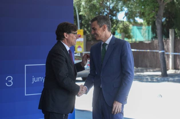 Third day of the 41st Meeting of the Cercle d Economia The President of the Government Pedro Sánchez, and the President of the Generalitat de Catalunya, Salvador Illa, during the closing session of the 41st Meeting of the Cercle d Economia, on June 3, 2026, in Barcelona, Catalonia Spain This high-level economic and business forum, held at the Palau de Congressos de Catalunya, features the intervention of the President of the Government, Pedro Sánchez, who addressed the priorities of the economic agenda of the legislature and the position of Spain in the face of the new challenges of the model of competitiveness and autonomy of the European Union The President of the Government Pedro Sánchez during the closing session of the 41st Meeting of  Copyright: xDavidxZorrakinox 7568149