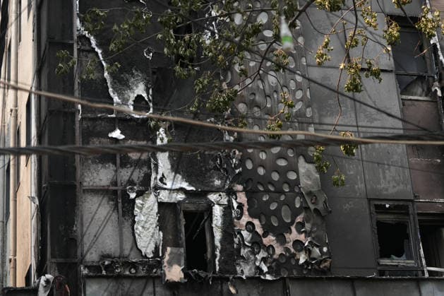 Deadly hotel fire claims 21 lives in New Delhi NEW DELHI, INDIA – JUNE 03: A general view of the hotel where a deadly fire broke out in New Delhi, India, on June 3, 2026. According to police, the blaze claimed at least 21 lives and injured dozens of others, making it one of the deadliest fire incidents reported in the Indian capital in recent years. Amarjeet Kumar Singh Anadolu New Delhi India. Editorial use only. Please get in touch for any other usage.  Copyright: x2026xAnadoluxAmarjeetxKumarxSinghx