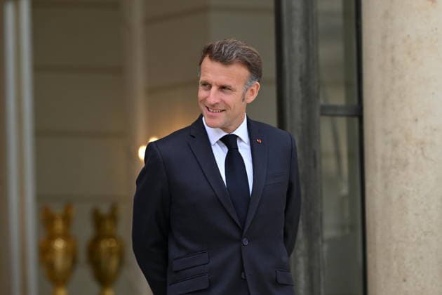 Emmanuel Macron - Peter Magyar meeting in Paris PARIS, FRANCE - JUNE 03: French President Emmanuel Macron awaits Hungarian Prime Minister Peter Magyar (not seen) at the Elysee Presidential Palace in Paris, France on June 03, 2026. Mustafa Yalcin Anadolu Paris France. Editorial use only. Please get in touch for any other usage.  Copyright: x2026xAnadoluxMustafaxYalcinx