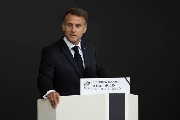 National Tribute To Late French Philosopher And Sociologist Edgar Morin - Paris France s President Emmanuel Macron during a national tribute to late French philosopher and sociologist Edgar Morin at the Hotel des Invalides in Paris on June 2, 2026. Edgar Morin has died at the age of 104, on May 29, 2026. Photo by Eliot Blondet ABACAPRESS.COM Paris France France  Copyright: xBlondetxEliot ABACAx