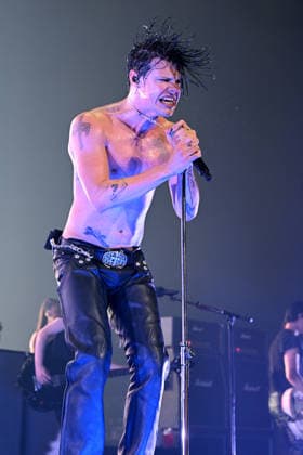 HOLLYWOOD FL - JUNE 02: Yungblud performs during The Idols World Tour at Hard Rock Live at the Seminole Hard Rock Hotel & Casino on June 2, 2026 in Hollywood, Florida. Copyright: xmpi04 MediaPunchx