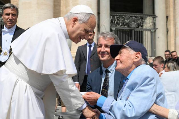 ITALY - POPE LEO XIV DURING HIOS WEEKLY GENERAL AUDIENCE IN ST PETER S SQUARE AT THE VATICAN - 2026 6 3 Italy, Rome, Vatican, 2026 6 3 Pope Leo XIV during his weekly general audience in St. Peter Square at the Vatican - VATICAN MEDIA Catholic Press Photo EDITORIAL USE ONLY - NO BOOKS Copyright: xVATICANxMEDIAx CPPx