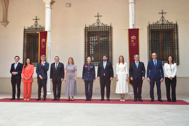 Presentation of the Gold Medal of the Region of Murcia to Princess Leonor The Princess of Asturias Leonor, accompanied by the President of Murcia, Fernando Lopez Miras 5d , during the celebration of the institutional act of delivery of the Gold Medal of the Region of Murcia, June 3, 2026, in Murcia Spain This solemn event, developed in the Palace of San Esteban, is chaired by the head of the regional executive to award the highest distinction of the community to the Princess of Asturias, Leonor de Borbón, recognizing its institutional link and his career of public service to the State 03 JUNE 2026 Murcia Murcia Espana  Copyright: xDIMAx 7568751