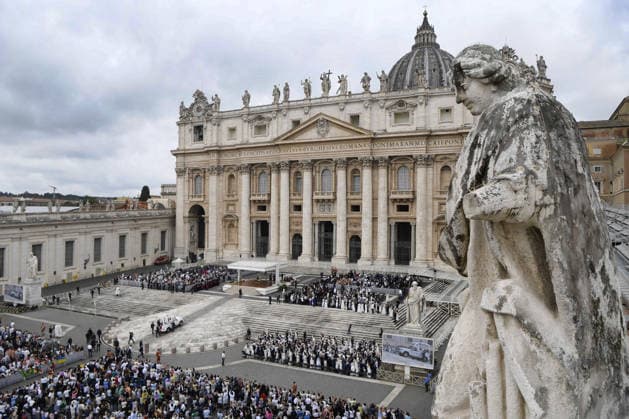 Pope Leo XIV Leads The General Audience - Vatican Pope Leo XIV attends the weekly general audience in Saint Peter’s square, Vatican on June 3, 2026. Photo by (EV) Matteo Pernaselci Vatican Media ABACAPRESS.COM Vatican Vatican (or Holy See)  Copyright: xABACAx