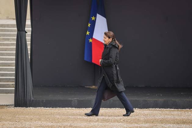 Paris, France le 03 juin 2026 - Le President de la Republique Emmanuel MACRON preside la ceremonie d hommage de la Nation a Edgar Morin, disparu le 29 mai dernier, aux Invalides - The President of the Republic Emmanuel MACRON presides over the Nation s tribute ceremony to Edgar Morin, who passed away on May 29, at the Invalides Ici Anne HIDALGO  Copyright: xSebastienxTOUBONx