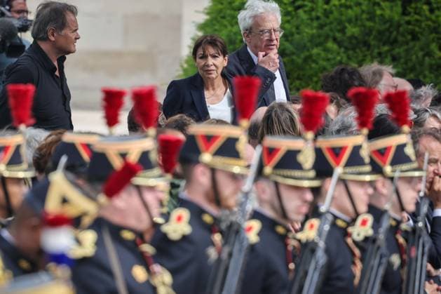 Paris, France le 03 juin 2026 - Le President de la Republique Emmanuel MACRON preside la ceremonie d hommage de la Nation a Edgar Morin, disparu le 29 mai dernier, aux Invalides - The President of the Republic Emmanuel MACRON presides over the Nation s tribute ceremony to Edgar Morin, who passed away on May 29, at the Invalides Ici Anne HIDALGO  Copyright: xSebastienxTOUBONx