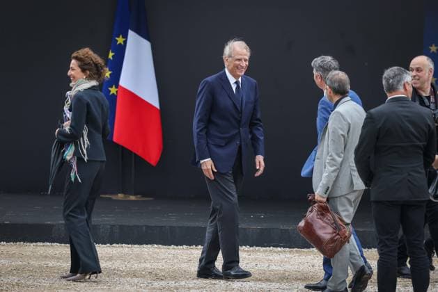 Paris, France le 03 juin 2026 - Le President de la Republique Emmanuel MACRON preside la ceremonie d hommage de la Nation a Edgar Morin, disparu le 29 mai dernier, aux Invalides - The President of the Republic Emmanuel MACRON presides over the Nation s tribute ceremony to Edgar Morin, who passed away on May 29, at the Invalides Ici Dominique de VILLEPIN  Copyright: xSebastienxTOUBONx