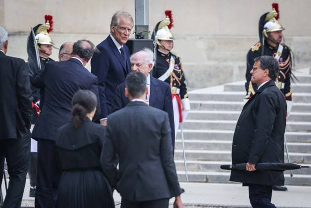 Paris, France le 03 juin 2026 - Le President de la Republique Emmanuel MACRON preside la ceremonie d hommage de la Nation a Edgar Morin, disparu le 29 mai dernier, aux Invalides - The President of the Republic Emmanuel MACRON presides over the Nation s tribute ceremony to Edgar Morin, who passed away on May 29, at the Invalides Ici Dominique de VILLEPIN et Manuel VALLS  Copyright: xSebastienxTOUBONx