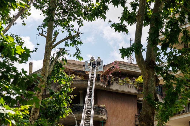 June 3, 2026, Rome, Italia, Italy: Storm damage following a waterspout in Rome s Prati Fiscali neighborhood, June 3, 2026 *** Local Caption *** Danni provocati dal maltempo dopo una tromba nel quartiere Prati Fiscali Roma, 03 06 2026 Rome Italy  - ZUMAa289 20260603_zia_a289_065 Copyright: xFrancescoxFotiax xAgfx