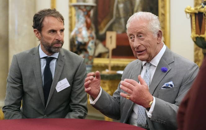 Entertainment Bilder des Tages Youth Opportunity Summit King Charles III hosts a Youth Opportunity Summit, alongside former England football manager Sir Gareth Southgate (left), at Buckingham Palace in London. Picture date: Wednesday June 3, 2026., Credit:Andrew Matthews PA ROTA - B68 Avalon UK, London  Copyright: xAndrewxMatthewsx xPAxROTAx-xB68x xAvalonx 1107515394
