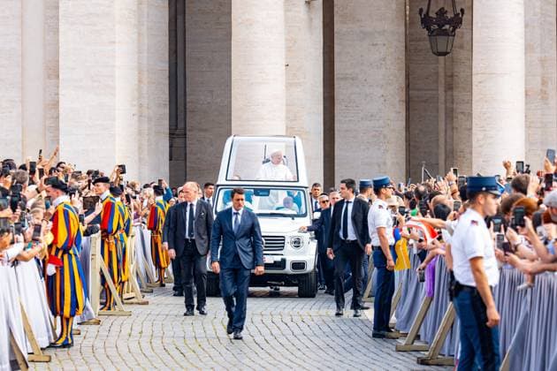 June 3, 2026, Citta Del Vaticano: An handout image provided by Vatican Media shows Pope Leo XIV during his weekly General Audience in Vatican City, 3 June 2026 Cordon Press 