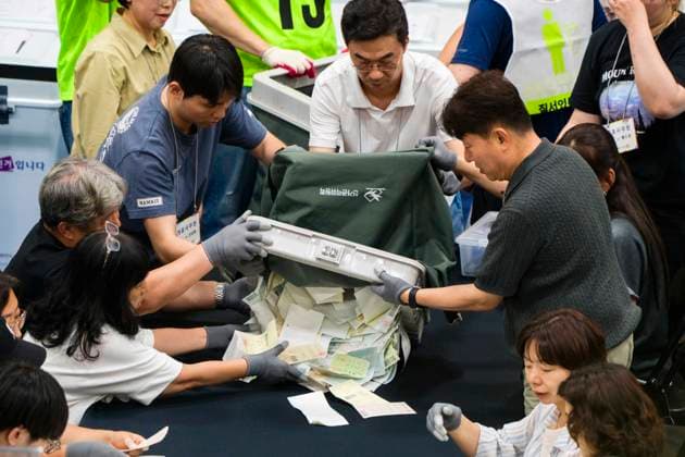 June 3, 2026, Seoul, South Korea: Poll workers count ballots after the conclusion of voting in South KoreaÃ¢â‚¬â ¢s local elections on Wednesday, June 3, 2026 in Seoul, South Korea. Seoul South Korea  - ZUMAh163 20260603_znp_h163_046 Copyright: xJintakxHanx