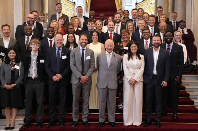 Youth Opportunity Summit King Charles III poses alongside Sir Gareth Southgate and Culture Secretary Lisa Nandy for a group photograph as he hosts a Youth Opportunity Summit, at Buckingham Palace in London. Picture date: Wednesday June 3, 2026., Credit:Andrew Matthews PA ROTA - B68 Avalon UK, London  Copyright: xAndrewxMatthewsx xPAxROTAx-xB68x xAvalonx 1107518754
