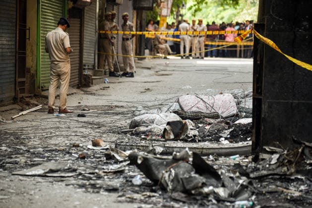 Police personnel at a site of a fire in a restaurant at Malviya Nagar New Delhi, Jun 03 (ANI): Police personnel at a site of a fire in a restaurant at Malviya Nagar, in New Delhi on Wednesday. 21 people died so far. NEW DELHI Delhi India Copyright: xANIx ANI_20260603206