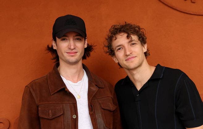 Volodia Schneider and his brother Alyosha Schneider in the village during the French Open Tennis Championships at Roland Garros 2026 Paris, on June 3rd, 2026 Jacovides Moreau Bestimage Celebrities in the village during the French Open Tennis Championships at Roland Garros 2026 Paris, on June 3rd, 2026 Paris France  Copyright: xJACOVIDES-MOREAUx xBESTIMAGExJACOVIDES-MOREAUx xBESTIMAGEx