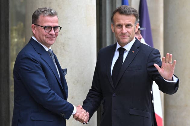Emmanuel Macron welcomes Petteri Orpo at the Elysee FA French President Emmanuel Macron welcomes Prime Minister of the Republic of Finland Petteri Orpo at the Elysee Palace in Paris on June 3, 2026. Photo by Firas Abdullah ABACAPRESS.COM Paris Ile-de-France France  Copyright: xAbdullahxFiras ABACAx