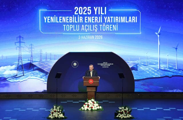 (260603) -- ANKARA, June 3, 2026 -- Turkish President Recep Tayyip Erdogan addresses an event for renewable energy investments in Ankara, T¨¹rkiye on June 3, 2026. Erdogan on Wednesday warned about the negative impacts of the ongoing crisis involving Iran and the United States, while emphasizing the importance of securing energy supplies. ( Handout via Xinhua) T?RKIYE-ANKARA-PRESIDENT-RENEWABLE ENERGY INVESTMENTS-EVENT MustafaxKaya 
