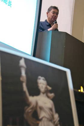 Wu er Kaixi, former student leader of the 1989 Tiananmen Movement speaks during the rally to mark the 37th anniversary of the Chinese military crackdown on the pro-democracy movement in Beijing s Tiananmen Square at the chapel of the Waseda Hoshien in Tokyo, Japan on Wednesday, June 3, 2026.  TKP2026060312 KEIZOxMORI