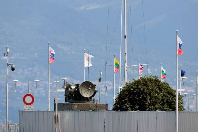 PREPARATIVES G7 PHOTOPQR LE DAUPHINE Grégory YETCHMENIZA Évian les Bains 03 06 2026 Evian les Bains Haute Savoie , June 3rd Twelve days before the G7 summit, security measures in the town of Evian les Bains are becoming increasingly visible, as evidenced by the temporary military zone ZMT on the lakefront The Royal Hotel which will host the summit overlooks the town Grégory Yetchmeniza Le Dauphiné Evian, France, june 3rd 2026 Twelve days before the G7 summit, security measures in the town of Evian les Bains are becoming increasingly visible, as evidenced by the temporary military zone ZMT on the lakefront The Royal Hotel, which will host the summit, overlooks the town Évian les Bains Haute Savoie Rhône Alpes France  Copyright: xPHOTOPQR LExDAUPHINE MAXPPPxGrégoryxYETCHMENIZAx 20260603JDL1742 20260603JDL1742