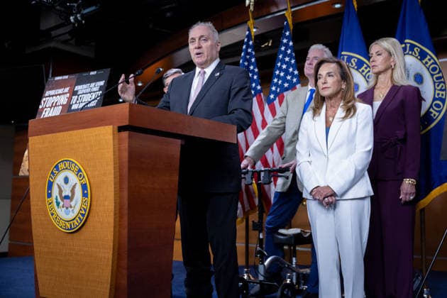 House GOP Presser WASHINGTON, DC - JUNE 3: House Majority Leader Steve Scalise (R-LA) speaks at a press conference with other members of House Republican leadership at the U.S. Capitol in Washington, DC on June 3, 2026. Nathan Posner Anadolu Washington DC United States. Editorial use only. Please get in touch for any other usage.  Copyright: x2026xAnadoluxNathanxPosnerx