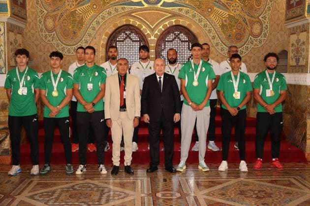 Algerian President honors champion athletes at People’s Palace ceremony Algerian President Abdelmadjid Tebboune attends a ceremony honoring a group of Algerian athletes who achieved titles in continental and international competitions at the People’s Palace in Algiers, Algeria, on June 3, 2026. The ceremony was held in recognition of their sporting achievements and their representation of Algeria in international events. Photo by Algerian Presidency Office Algeria Algeria Algeria 030626_Algiers_ÙAPO_00(8) Copyright: xapaimagesxAlgerianxPresidencyxOfficex xapaimagesx
