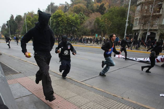 Santiago, June 3, 2026 The Student Confederation of Chile calls for a national strike, with a march from Plaza Baquedano Jonnathan Oyarzun Aton Chile, Aton 1161832  Copyright: JONNATHANxOYARZUN ATONxCHILE