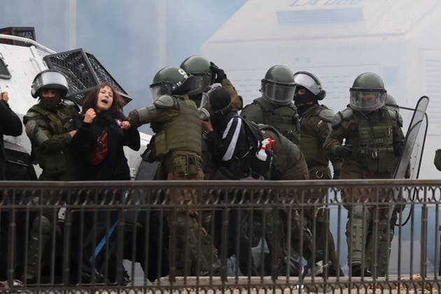 Santiago, June 3, 2026 The Chilean Student Confederation calls for a national strike day, with a march from Plaza Baquedano Jonnathan Oyarzun Aton Chile, Aton 1161838  Copyright: JONNATHANxOYARZUN ATONxCHILE