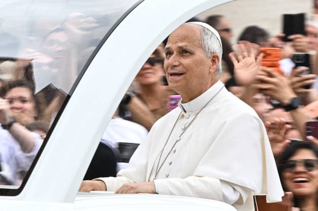 ITALY - POPE LEO XIV DURING HIOS WEEKLY GENERAL AUDIENCE IN ST PETER S SQUARE AT THE VATICAN - 2026 6 3 Italy, Rome, Vatican, 2026 6 3 Pope Leo XIV during his weekly general audience in St. Peter Square at the Vatican - ALESSIA GIULIANI Catholic Press Photo EDITORIAL USE ONLY - NO BOOKS Copyright: xALESSIAxGIULIANIx CPPx