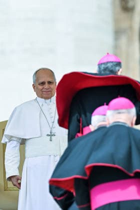 ITALY - POPE LEO XIV DURING HIOS WEEKLY GENERAL AUDIENCE IN ST PETER S SQUARE AT THE VATICAN - 2026 6 3 Italy, Rome, Vatican, 2026 6 3 Pope Leo XIV during his weekly general audience in St. Peter Square at the Vatican - ALESSIA GIULIANI Catholic Press Photo EDITORIAL USE ONLY - NO BOOKS Copyright: xALESSIAxGIULIANIx CPPx