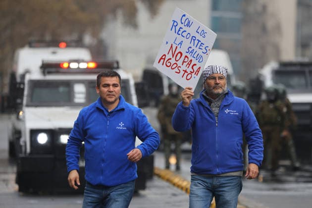 Santiago, June 3, 2026 The Chilean Student Confederation calls for a national strike, with a march from Plaza Baquedano Jonnathan Oyarzun Aton Chile, Aton 1161871  Copyright: JONNATHANxOYARZUN ATONxCHILE