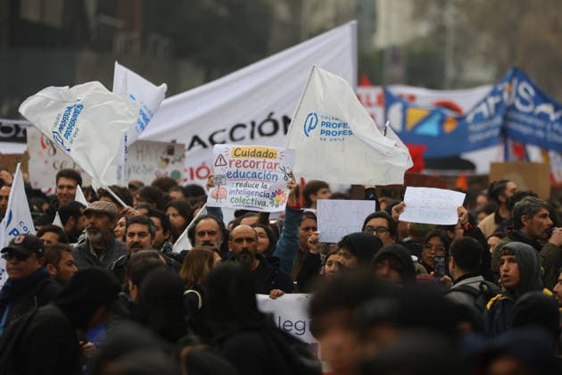 Santiago, June 3, 2026 The Chilean Student Confederation calls for a national strike day, with a march from Plaza Baquedano Jonnathan Oyarzun Aton Chile, Aton 1161907  Copyright: JONNATHANxOYARZUN ATONxCHILE