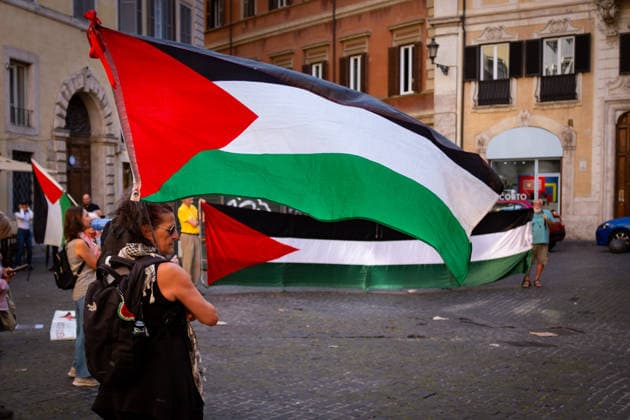 June 3, 2026, Rome, Rm, Italy: Activists gather near Montecitorio, the Chamber of Deputies, to tell the Italian government: no more complicity with Israel, no more silence in the face of human rights violations and no more trade and military agreements. Rome Italy  - ZUMAg256 20260603_znp_g256_003 Copyright: xMarcoxDixGianvitox