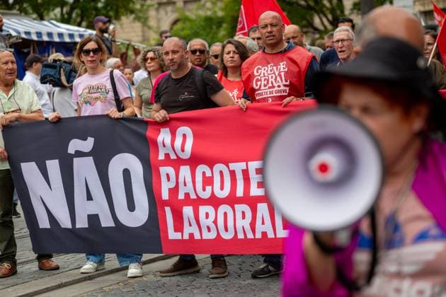 June 3, 2026, Porto, Porto, Portugal: Protesters march with banners opposing labour reforms during the national general strike at PraoÂßa da Batalha, Porto, Portugal, 3 June 2026. Porto Portugal  - ZUMAs197 20260603_aaa_s197_034 Copyright: xDiogoxBaptistax