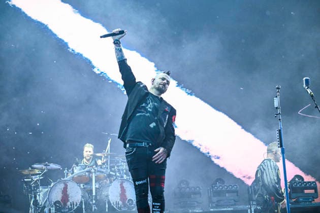 Three Days Grace, Canada, plays during Sweden Rock Festival outside Sölvesborg, Sweden 3 June 2026. SÖLVESBORG SWEDEN x10080x *** Three Days Grace, Canada, plays during Sweden Rock Festival outside Sölvesborg, Sweden June 3, 2026 SÖLVESBORG SWEDEN x10080x  Copyright: xFredrikxSandberg TTx SWEDEN ROCK FESTIVAL 2026 5FwyNTf58lA