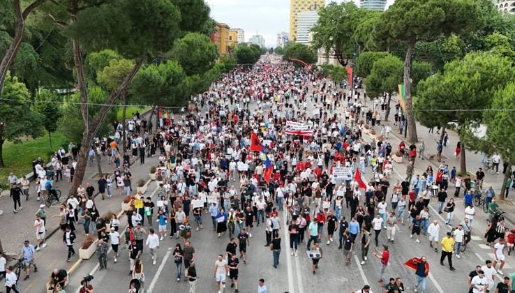 Police use water cannons to disperse protesters at a demonstration against a tourism project in Albania TIRANA, ALBANIA - JUNE 3: People stage a protest against a planned tourism project in the Zvernec area of the city of Avlonya (Vlora) as they gather on the Boulevard of the Nation’s Martyrs in Tirana, Albania on June 3, 2026. People protest the sale of a stretch of coastline in Zvernec as part of a tourism project reportedly linked to U.S. President Donald Trump’s daughter, Ivanka Trump, and her husband, Jared Kushner. Olsi Shehu Anadolu Tirana Albania. Editorial use only. Please get in touch for any other usage.  Copyright: x2026xAnadoluxOlsixShehux