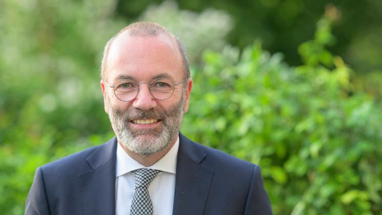 v.l.: Manfred Weber, CSU (Parteivorsitzender der Europäischen Volkspartei), GER, Berlin, Studio, zu Gast bei Maischberger, politische Talkshow, TV, Format, mit Moderatorin Sandra Maischberger, Das Erste, aus Adlershof Am Studio 20, 03.06. 2026, *** v l Manfred Weber, CSU Party Chairman of the European Peoples Party , GER, Berlin, Studio, as a guest on Maischberger, political talk show, TV, format, with presenter Sandra Maischberger, Das Erste, from Adlershof Am Studio 20, 03 06 2026, Copyright: HMBxMedia UwexKoch