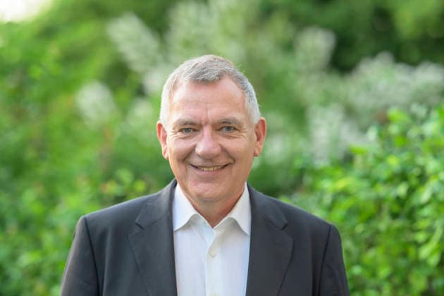 v.l.: Jan van Aken, Die Linke (Parteivorsitzender), GER, Berlin, Studio, zu Gast bei Maischberger, politische Talkshow, TV, Format, mit Moderatorin Sandra Maischberger, Das Erste, aus Adlershof Am Studio 20, 03.06. 2026, *** v l Jan van Aken, Die Linke Party Chairman , GER, Berlin, Studio, guest on Maischberger, political talk show, TV, format, with presenter Sandra Maischberger, Das Erste, from Adlershof Am Studio 20, 03 06 2026, Copyright: HMBxMedia UwexKoch
