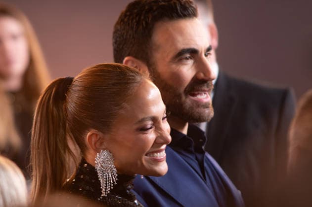 IPA85302029 - London, UK Premiere of the film Office Romance at BFI Southbank - Pictured: Jennifer Lopez and Brett Goldstein  Copyright: xCRISTINAxMASSEIx xx 85302029