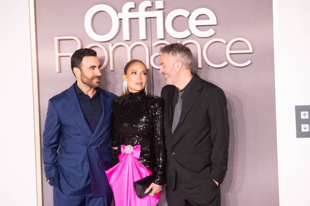 IPA85302005 - London, UK Premiere of the film Office Romance at BFI Southbank - Pictured: Brett Goldstein, Jennifer Lopez, Ol Parker (L-R)  Copyright: xCRISTINAxMASSEIx xx 85302005