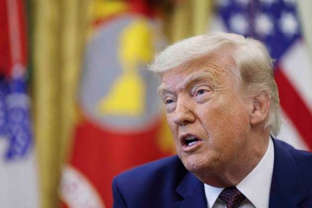 US President Donald J. Trump takes questions from the news media during an executive order signing ceremony US President Donald J. Trump responds to a question from the news media during a signing ceremony in the Oval Office of the White House in Washington, DC, USA, 03 June 2026. President Trump signed executive orders on the federal workforce and immigration. WASHINGTON DISTRICT OF COLUMBIA United States  Copyright: xPool ABACAx