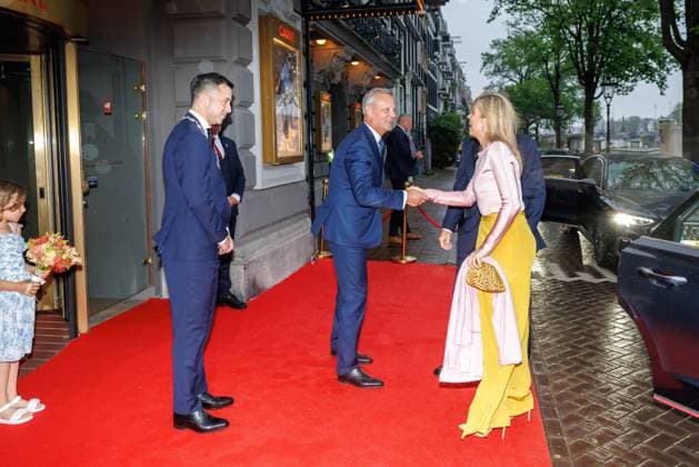 The Netherlands, 2026-06-03 20:29:26 NLD Amsterdam 20260603 - Royal Couple at the opening of the Holland Festival In the photo: King Willem Alexander and Queen Maxima - greeting at the car by: Mr. A.Th.H. van Dijk, King s Commissioner for the Province of North Holland Mr. A. Scholtes, Alderman for Art and Culture, Municipality of Amsterdam  Copyright: xx x