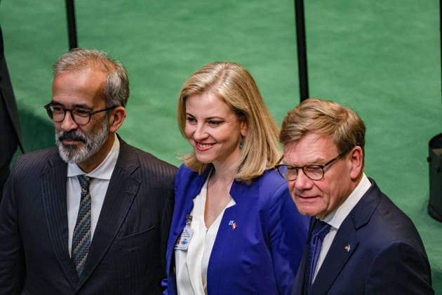 June 3, 2026, New York, New York, USA: AustriaÃ¢â‚¬â ¢s Federal Minister for European and International Affairs BEATE MEINL-REISINGER poses with PortugalÃ¢â‚¬â ¢s Minister of State and Foreign Affairs PAULO RANGEL on the left and GermanyÃ¢â‚¬â ¢s Federal Minister for Foreign Affairs JOHANN WADEPHUL on the right in the General Assembly Hall before the vote for non-permanent seats on the UN Security Council for the 2027Ã¢â‚¬2028 term at UNHQ New York USA - ZUMAo116 20260603_znp_o116_053 Copyright: xBiancaxOterox