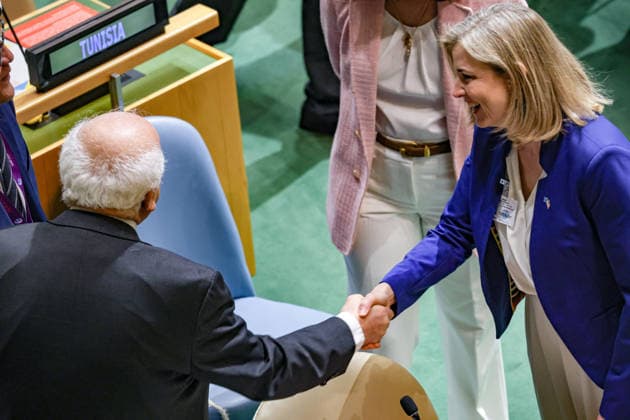 June 3, 2026, New York, New York, USA: AustriaÃ¢â‚¬â ¢s Federal Minister for European and International Affairs BEATE MEINL-REISINGER shakes hands with PalestineÃ¢â‚¬â ¢s Permanent Observer to the UN RIYAD MANSOUR in the General Assembly Hall before the vote for non-permanent seats on the UN Security Council for the 2027Ã¢â‚¬2028 term at UNHQ New York USA - ZUMAo116 20260603_znp_o116_054 Copyright: xBiancaxOterox