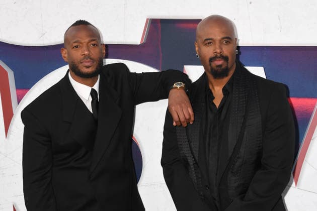 LOS ANGELES, CA - JUNE 3: Marlon Wayans and Shawn Wayans at the World Premiere of Paramount Pictures Scary Movie at Paramount Theatre on June 3, 2026 in Los Angeles, California. Copyright: xJeffreyxMayerx