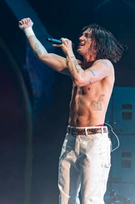 LANY perform at Manchester Apollo Paul Klein of American pop rock band LANY performs at O2 Apollo, Manchester, England, 3rd June 2026, Credit:Mike Gray MIKE GRAY - B4227 Avalon  Copyright: xMikexGrayx xMIKExGRAYx-xB4227x xAvalonx 1107606007