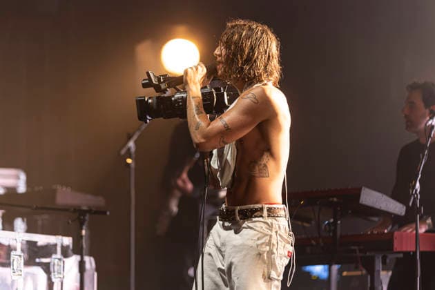 LANY perform at Manchester Apollo Paul Klein of American pop rock band LANY performs at O2 Apollo, Manchester, England, 3rd June 2026, Credit:Mike Gray MIKE GRAY - B4227 Avalon  Copyright: xMikexGrayx xMIKExGRAYx-xB4227x xAvalonx 1107606015