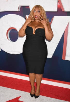 LOS ANGELES, CA - JUNE 3: Lizzo at the World Premiere of Paramount Pictures Scary Movie at Paramount Theatre on June 3, 2026 in Los Angeles, California. Copyright: xJeffreyxMayerx