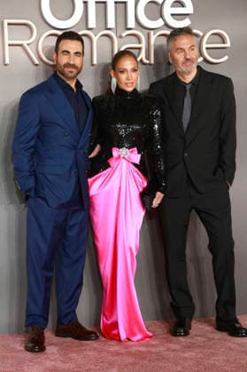 Brett Goldstein, Jennifer Lopez und Ol Parker bei der Premiere des Netflix-Films Office Romance im BFI Southbank. London, 03.06.2026 *** Brett Goldstein, Jennifer Lopez and Ol Parker at the premiere of the Netflix film Office Romance at BFI Southbank London, 03 06 2026 Foto:xD.xJonesx xFuturexImagex romance_london_6612